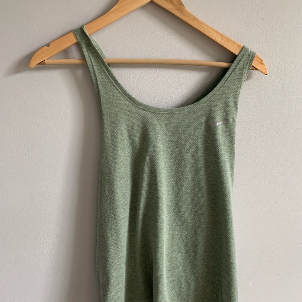 Nike Tank NWOT